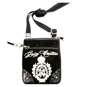 Small black JUICY COUTURE purse
